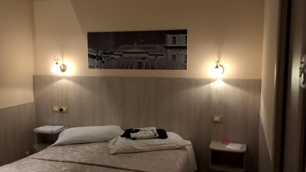 Hotel Cantore เจนัว ภายนอก รูปภาพ